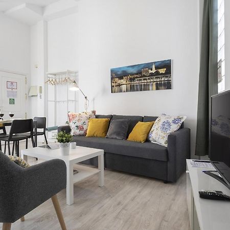 -Malagasunapts-Souviron Cozy&Central Apartment Bagian luar foto